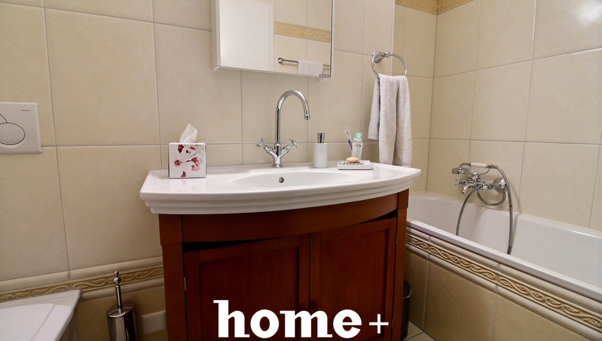 19i1546 - Clarens -salle-de-bains