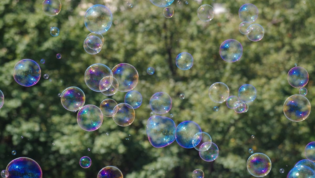 bubbles-3355428_1280