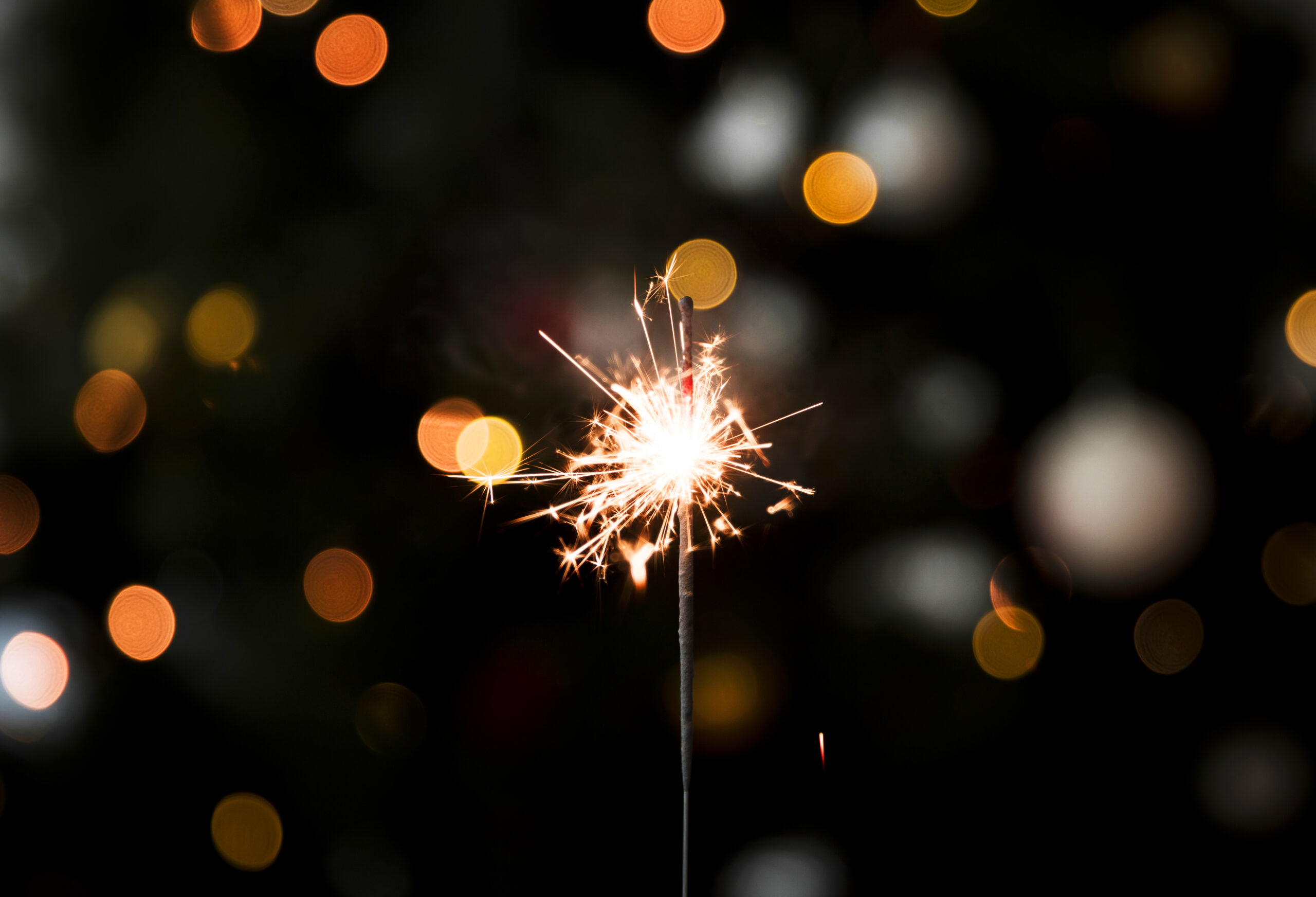 sparkling-bengal-light-new-year-party